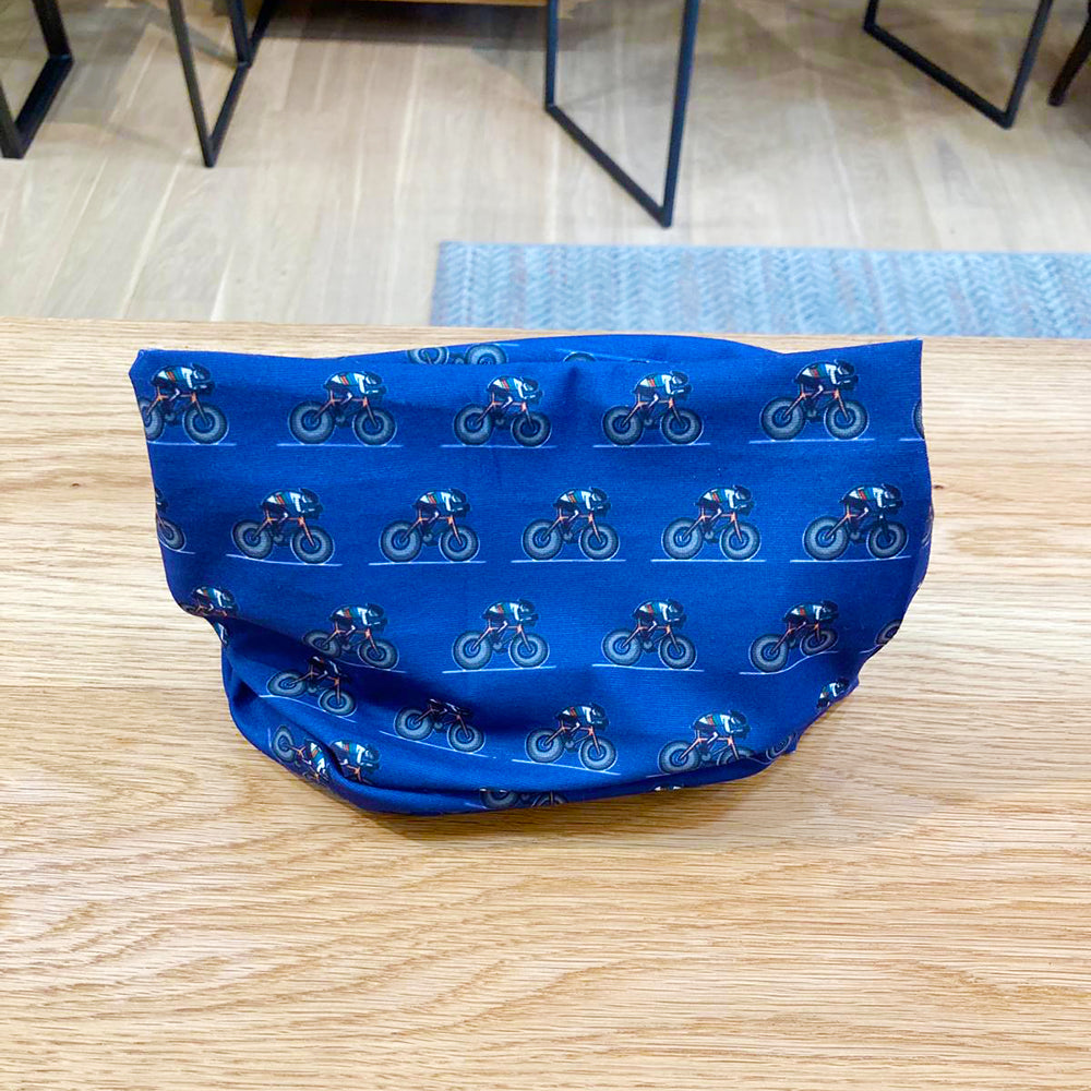 Round neck scarf On and ON