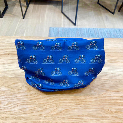 Round neck scarf On and ON