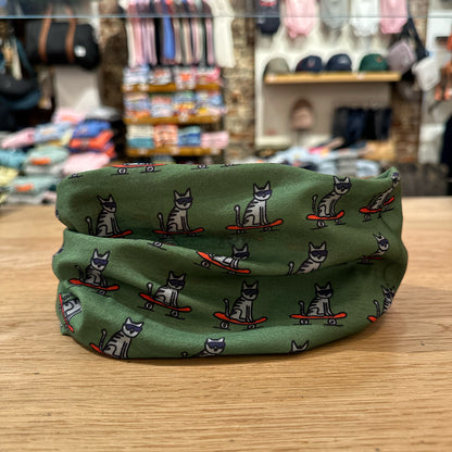 Round neck scarf On and ON